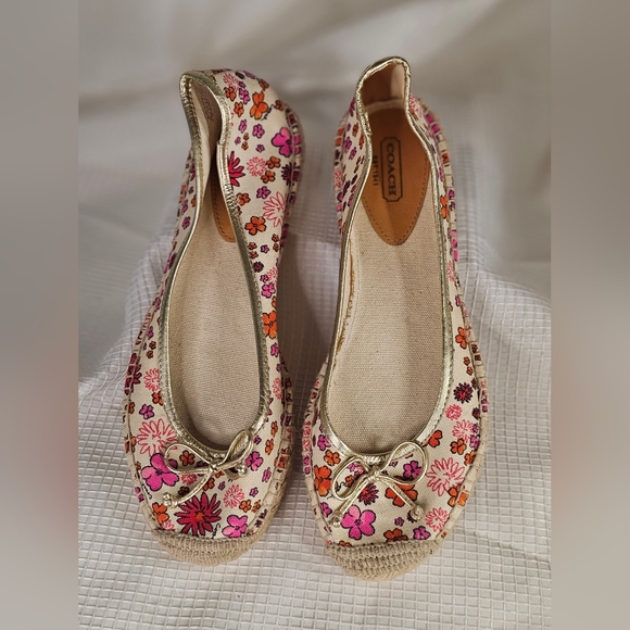 *NWOB* Coach Floral Espadrilles - Picture 3 of 14